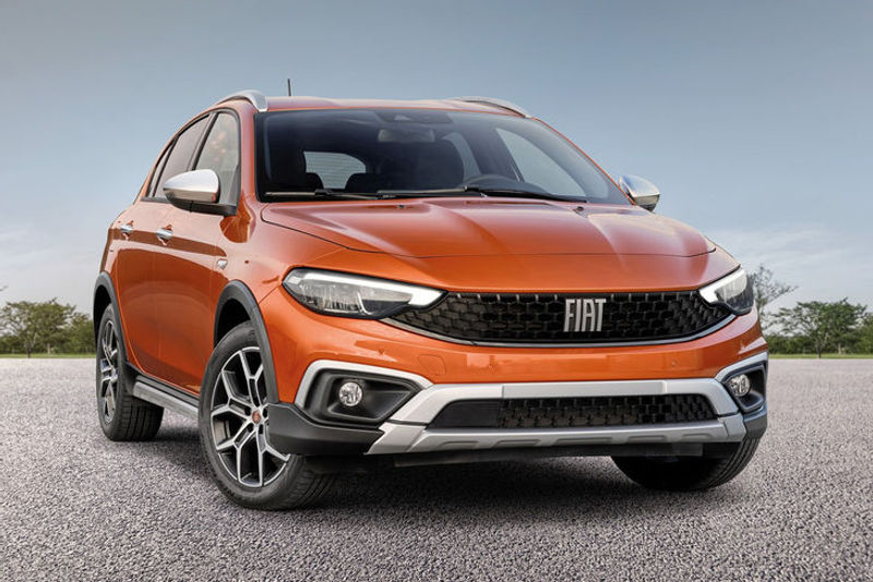 Fiat Tipo Cross review, Car review