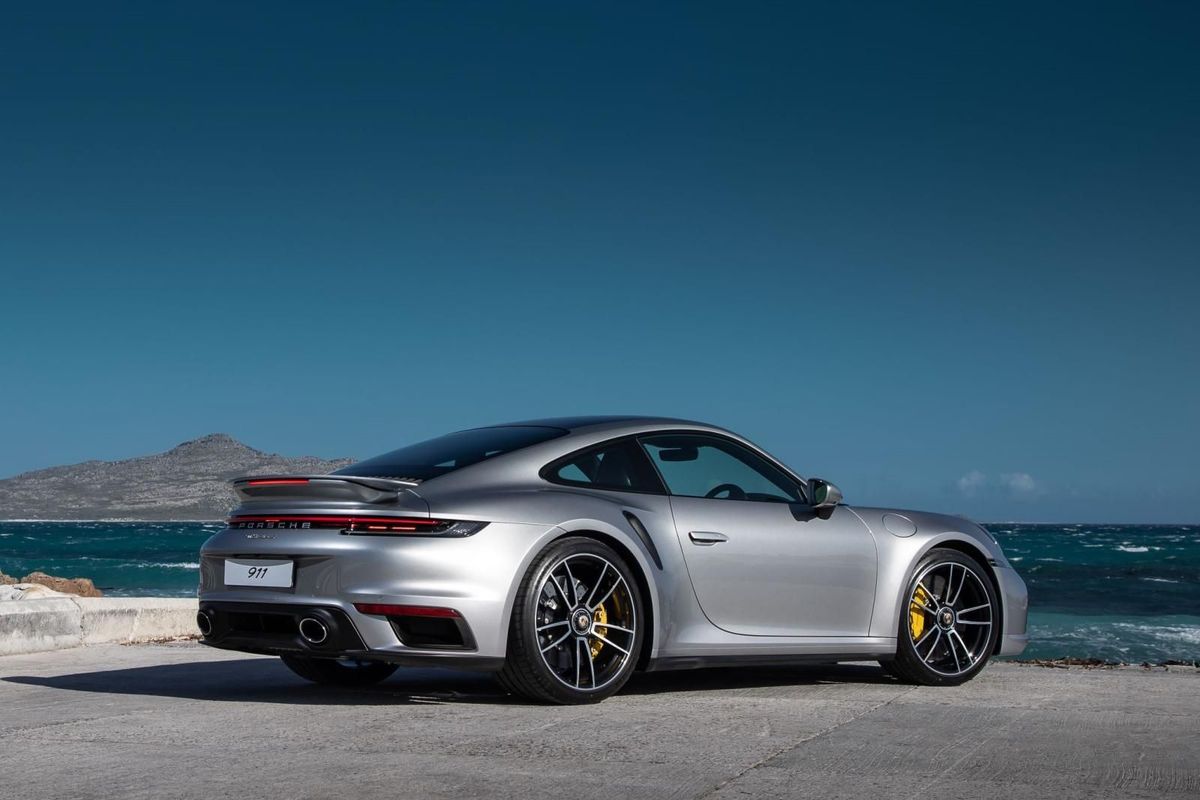 Porsche 911 Turbo S (2020) Launch Review