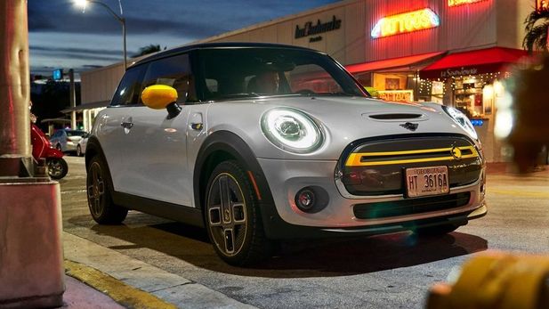 Modern Mini 3-Door Coming in 2023