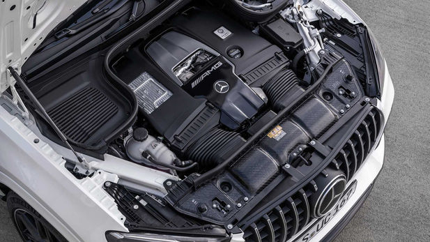 Custom AMG engines for Aston Martin