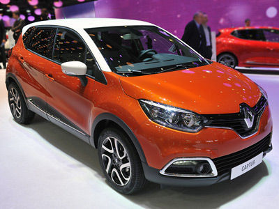 Renault Captur makes Geneva debut