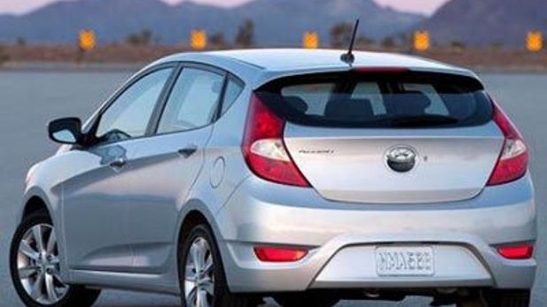 New 2012 Hyundai Accent revealed