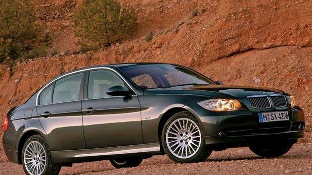 BMW 330i (2005) Driving Impression
