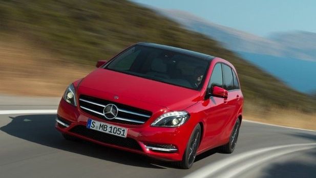 Mercedes-Benz B180 CDI BlueEfficiency 7G-DCT (2012) Driving Impression