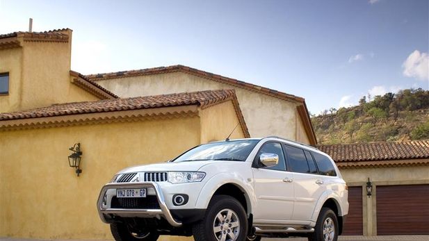 Mitsubishi Pajero Sport 3,2 Di-D GLS Auto (2009) Driving Impression
