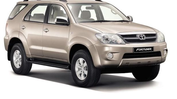 Toyota Fortuner 3.0 D-4D (2009) Driving Impression