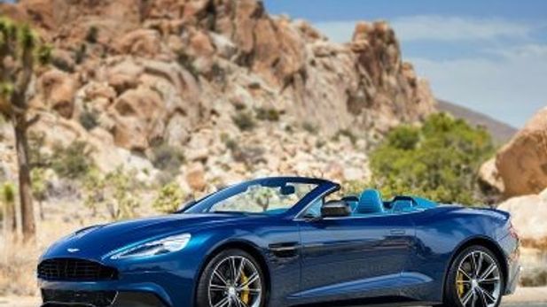Aston Martin Vanquish Volante roadster unveiled
