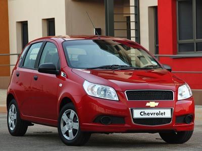 Chevrolet Aveo hatchback review - CarBuyer 