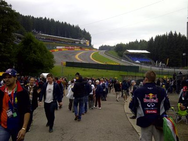 first time seeing eau rouge (Custom)