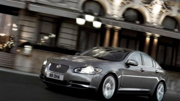 Jaguar XF is Female Choice in Executive Motoring