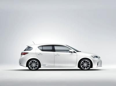 New Lexus CT 200h Premium Compact Hybrid For U.S. Market