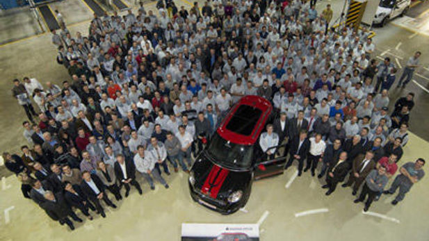 MINI Countryman reaches 250 000 production milestone