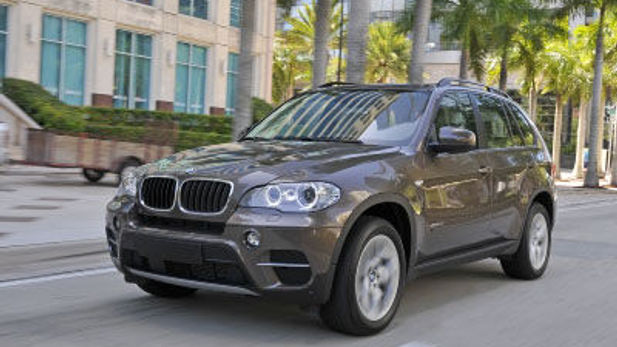 2011 BMW X5 xDrive35i details released