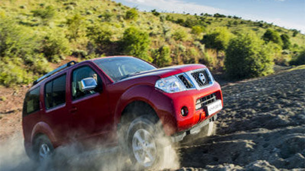 Nissan Pathfinder 2.5 dCI 4×4 SE AT Review