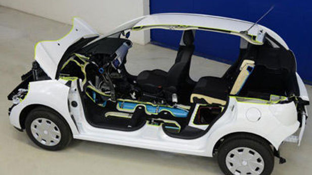 PSA Peugeot Citroen reveals innovations for the future