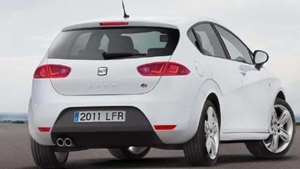 SEAT Leon FR Hot Hatch Revealed