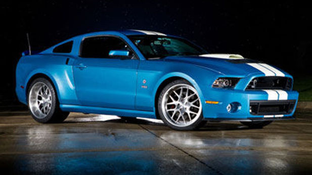 2013 Ford Shelby GT500 Cobra pays tribute