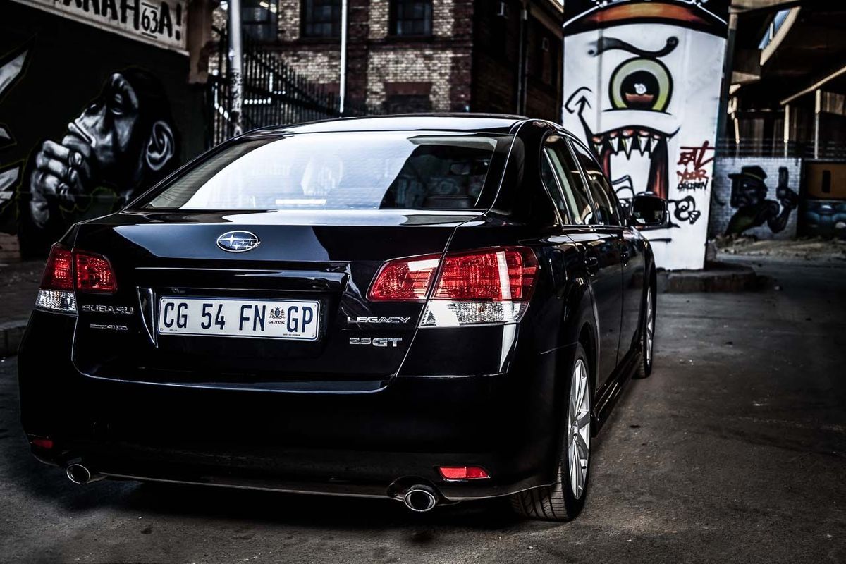 Subaru Legacy 2.5 GT Review