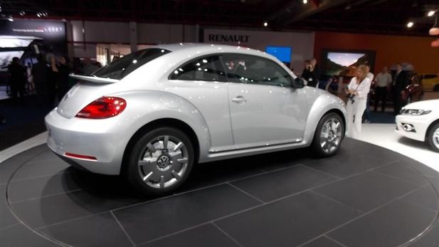 Volkswagen iBeetle unveiled with integrated iPhone dock