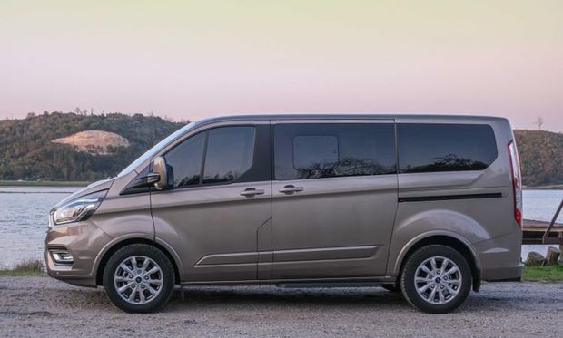 Ford Tourneo Custom (2020) Review