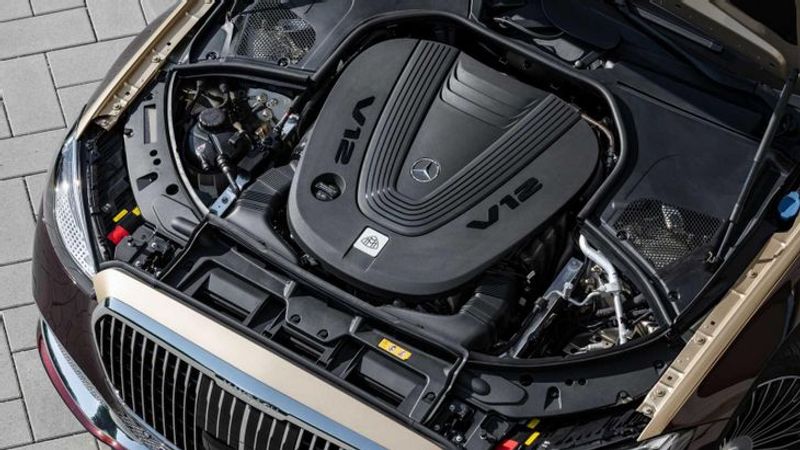 Mercedes-Benz-V12