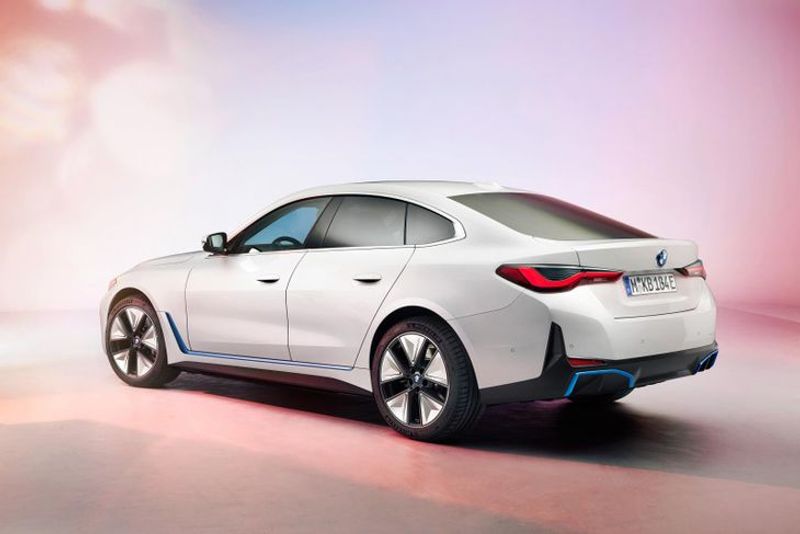 BMW-i4-Rear