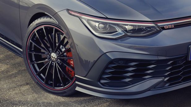 Volkswagen Golf 8 GTI Clubsport 45 Announced