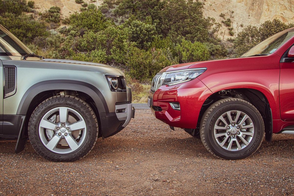 Comparison: Land Rover Defender vs Toyota Prado