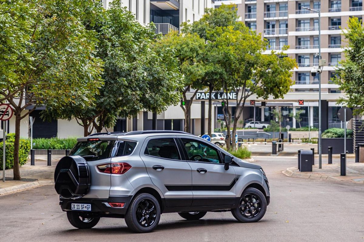 Ford EcoSport Black (2021) Specs & Price