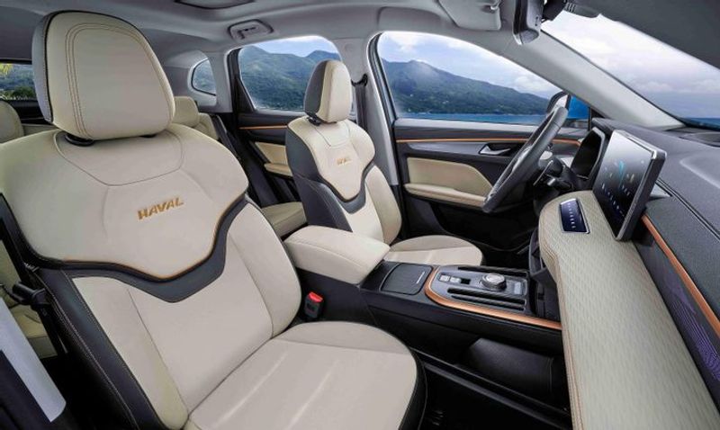 haval jolion seats