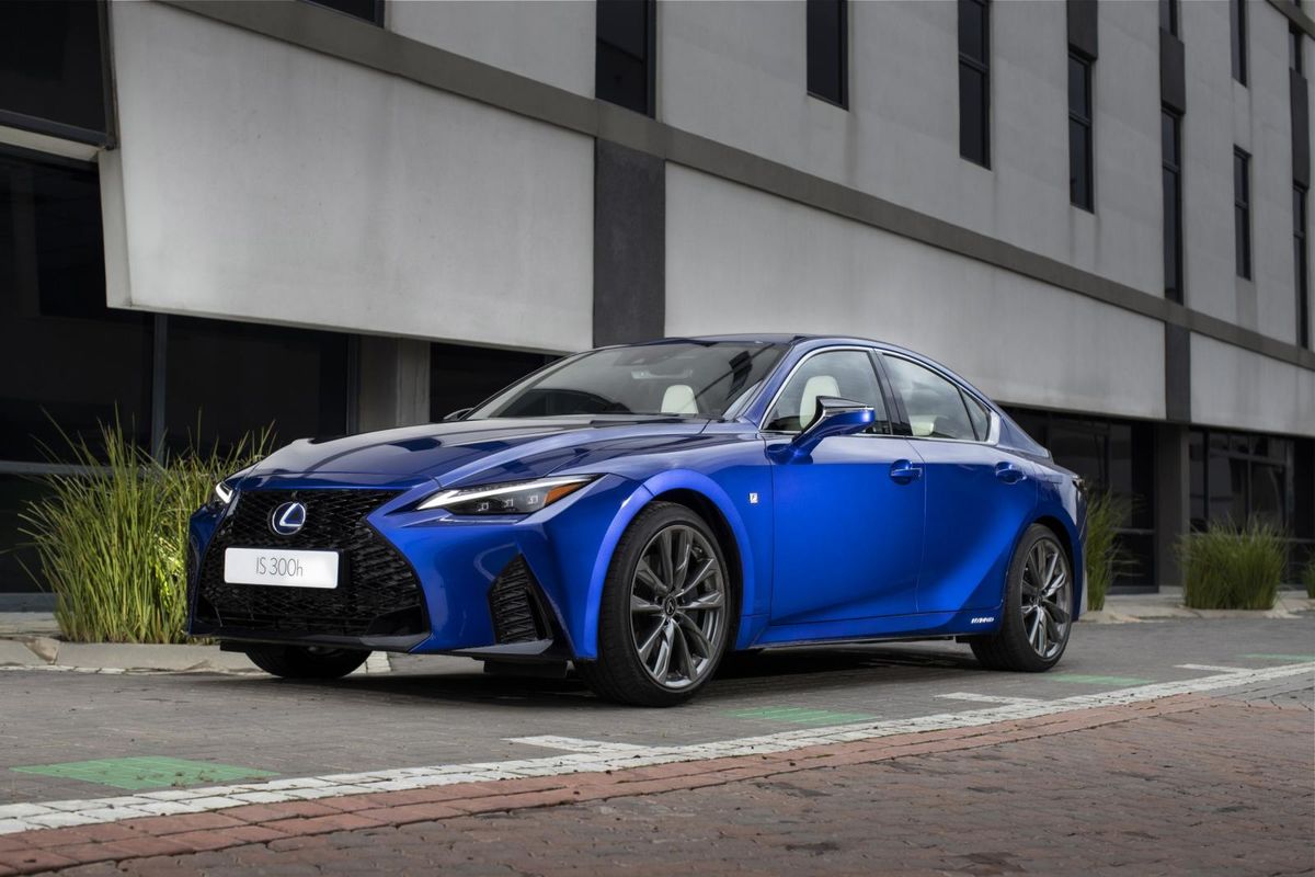 Lexus IS 300h (2021) Launch Review - Cars.co.za News