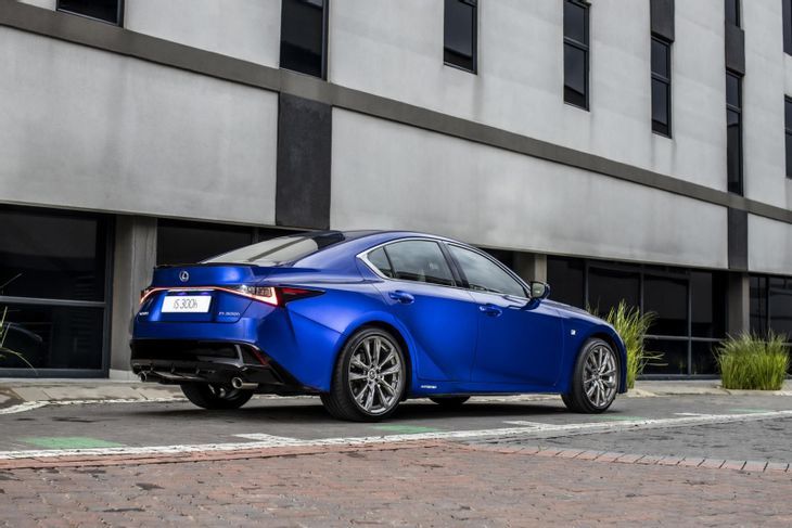 Lexus IS 300h (2021) Launch Review - Cars.co.za News