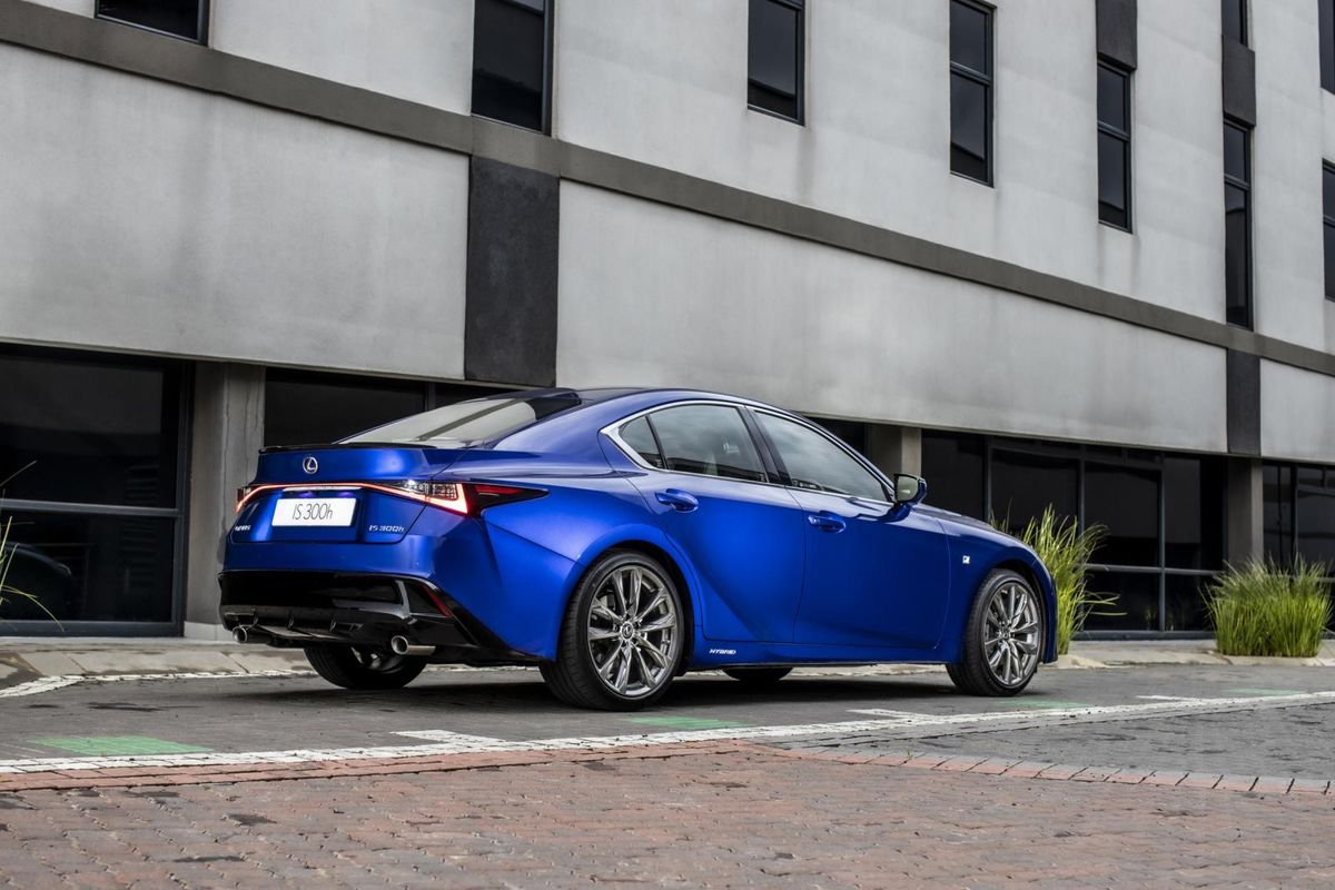 Lexus IS 300h (2021) Launch Review Lexus IS 300h (2021) Launch Review