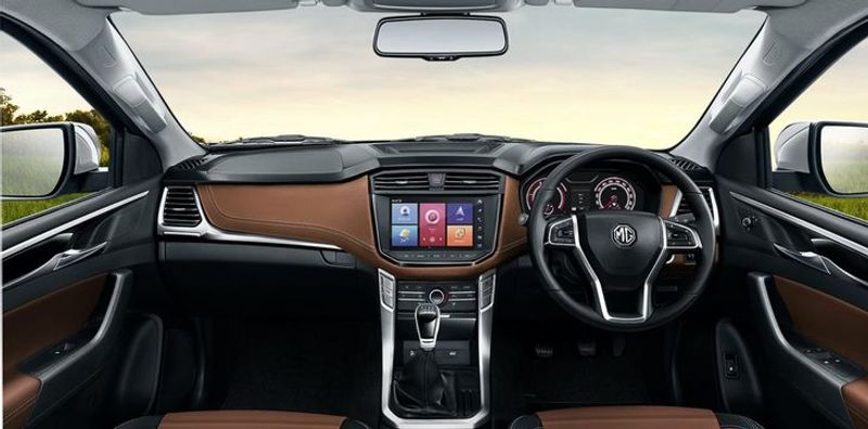 MG-Extender-Interior