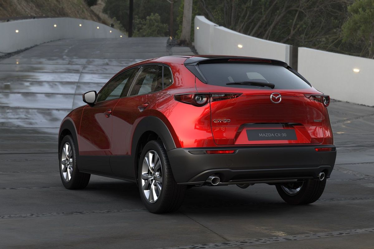 Review: 2020 Mazda CX-30 fits oddly, but feels great
