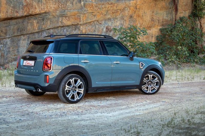 Mini-Countryman-rear 