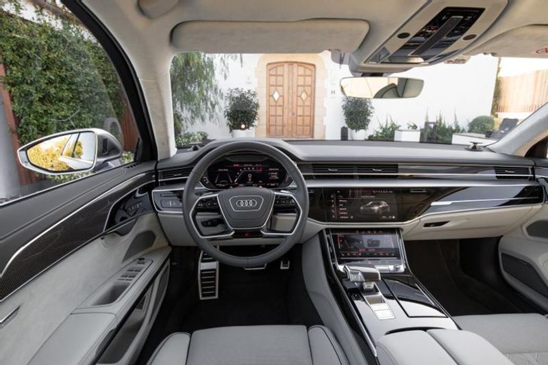 Audi-S8-Interior