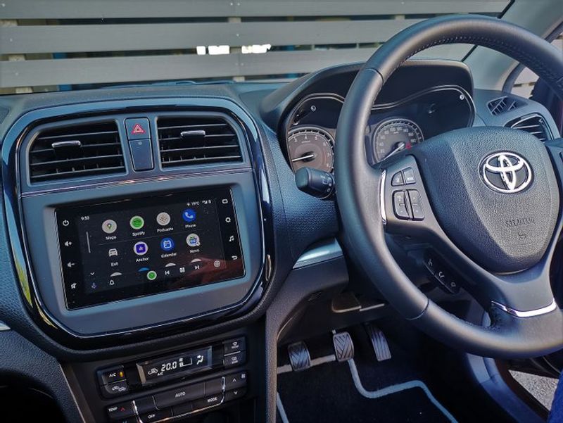 Toyota-urban-cruiser-android