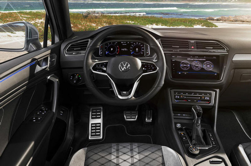 VW-Tiguan-Allspace-interior