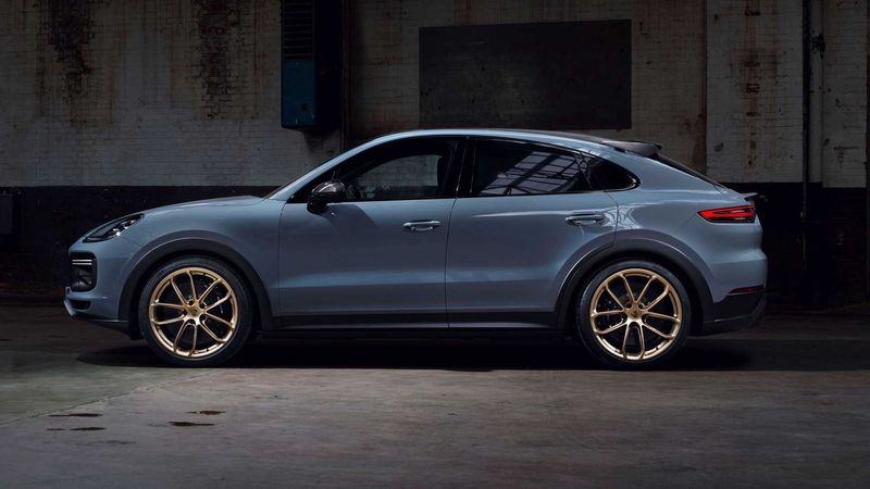 Porsche Cayenne Turbo 2021