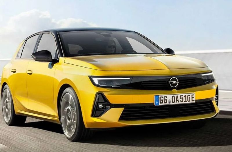 Opel Astra 2022