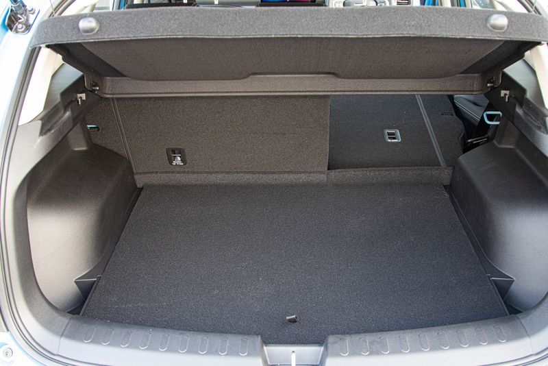 HAval Jolion loadbay