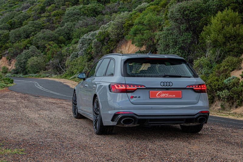 Audi RS4 Avant rear side