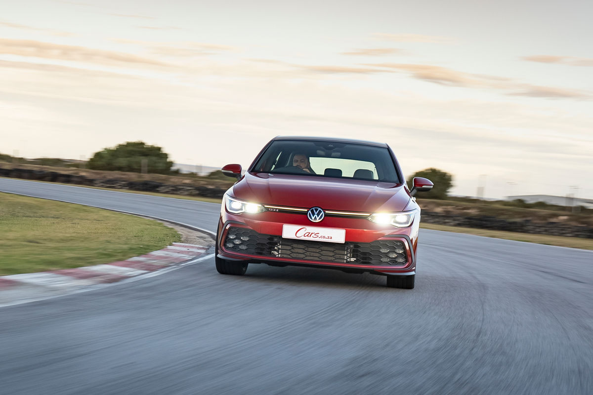 Volkswagen Golf 8 GTI (2021) Launch Review