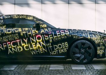 Electric Rolls-Royce for 2023
