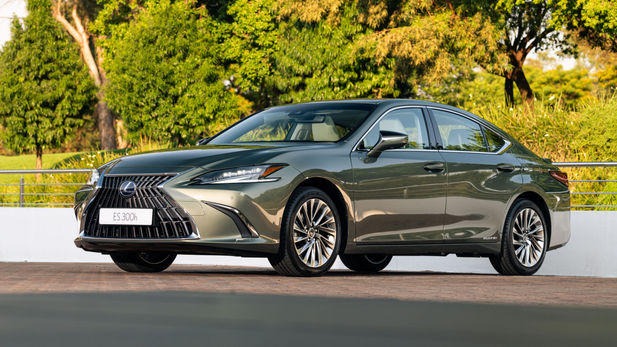 2022 Lexus ES Specs & Price Announced
