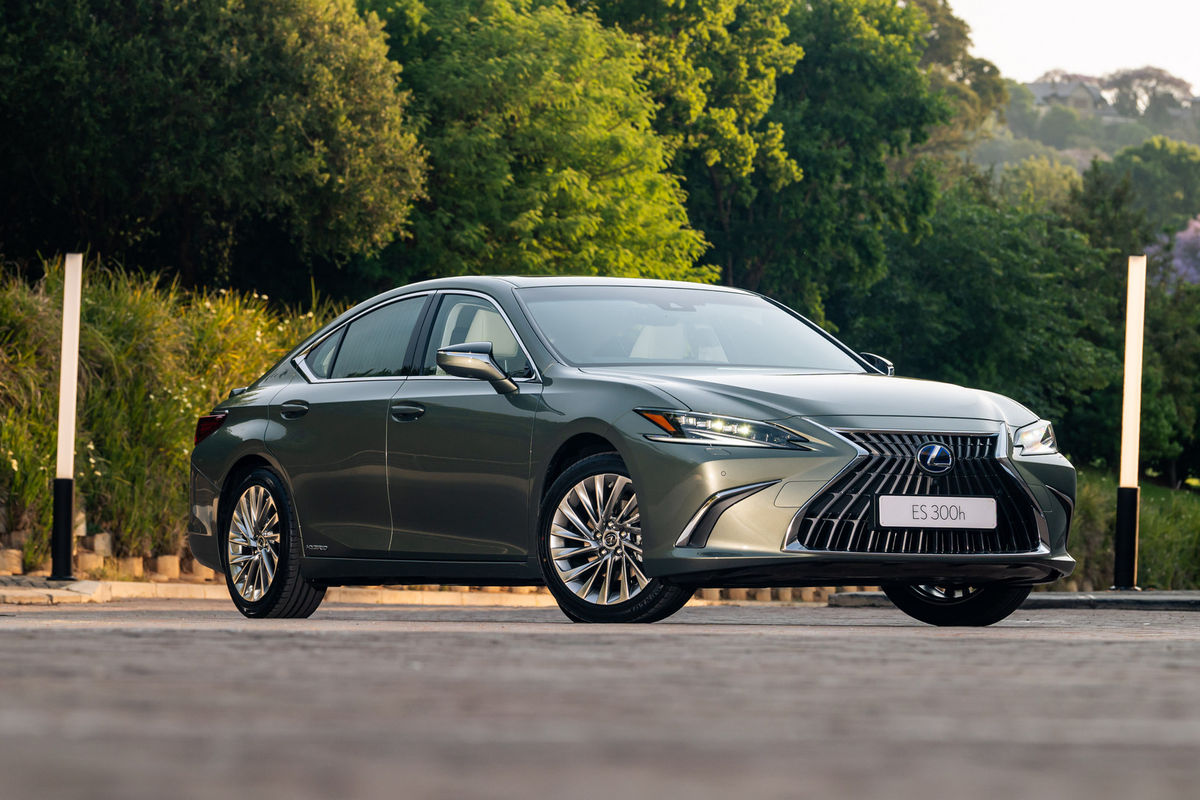 Lexus ES (2021) Launch Review