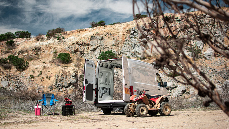 VW Crafter and quad