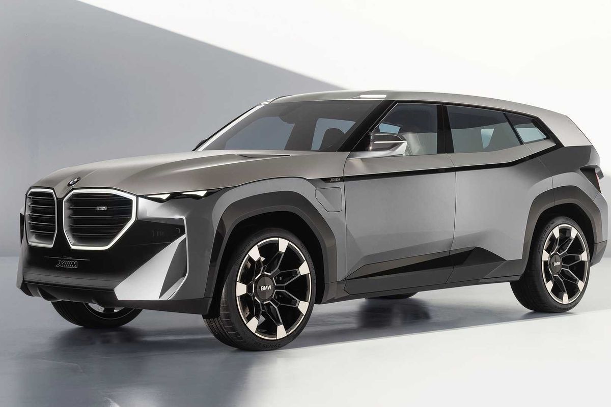 BMW Concept XM Previews HighPerformance Hybrid SUV