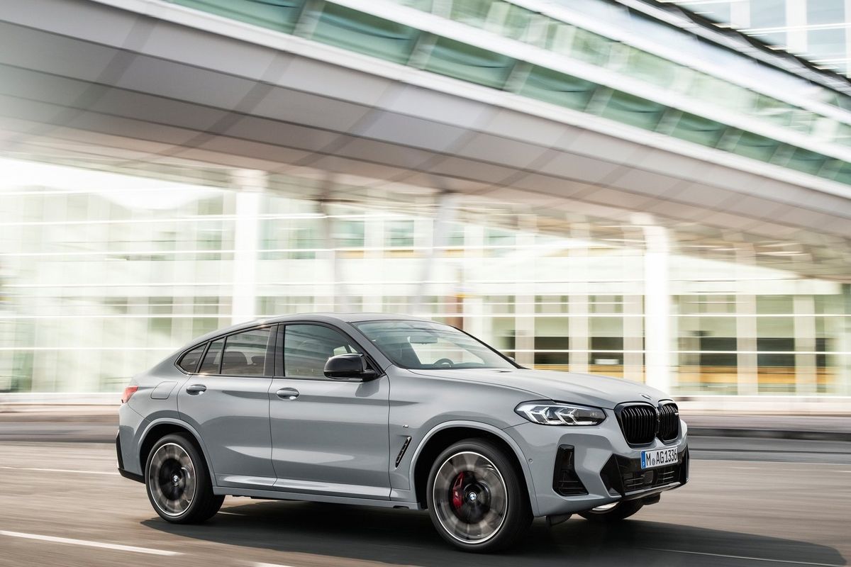 BMW X4 LCI (2021) Specs & Price